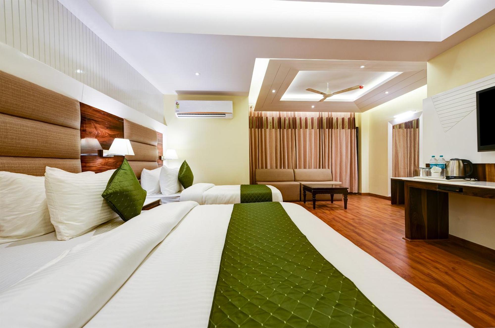 Hotel Geet Deluxe Neu-Delhi Exterior foto