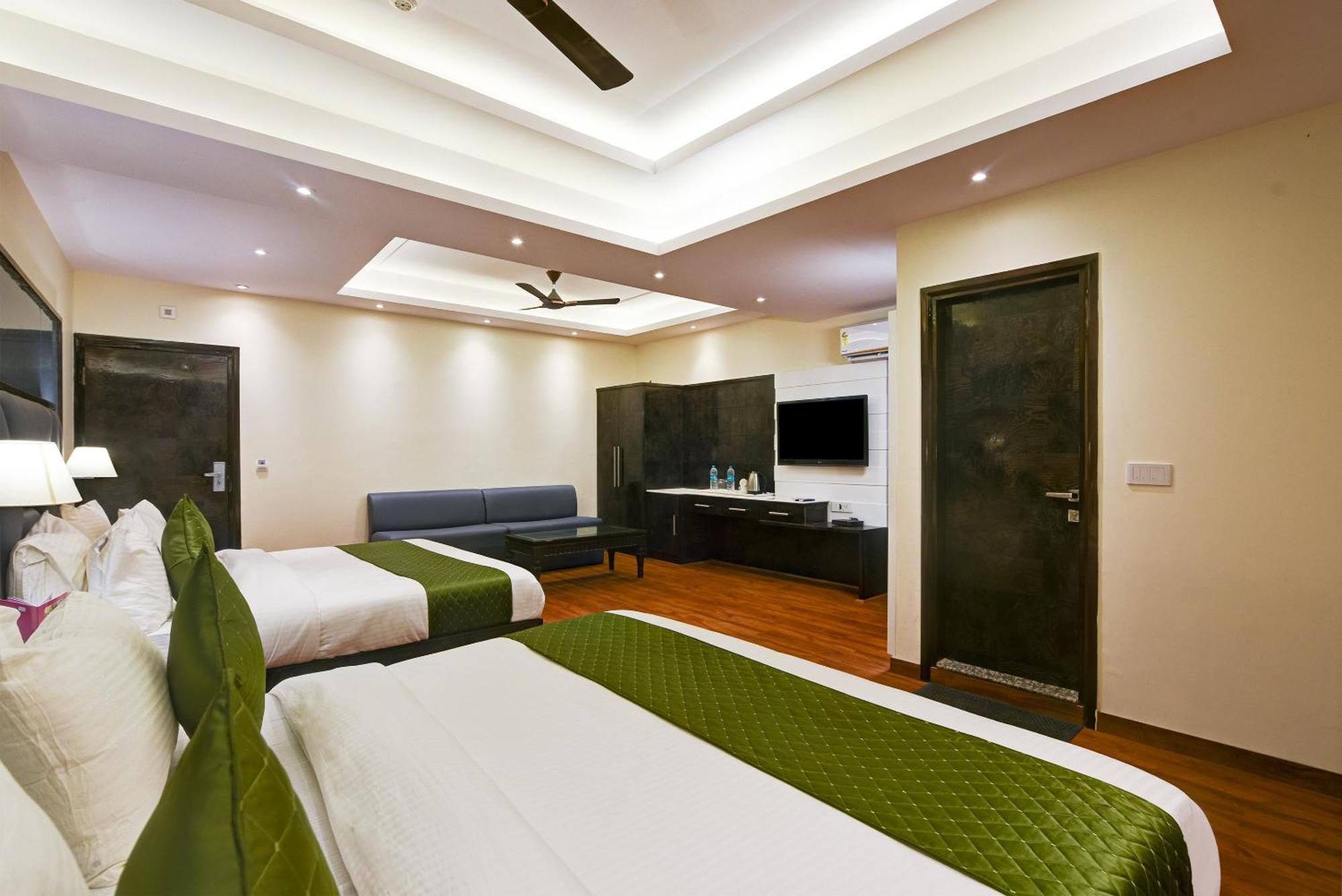 Hotel Geet Deluxe Neu-Delhi Exterior foto