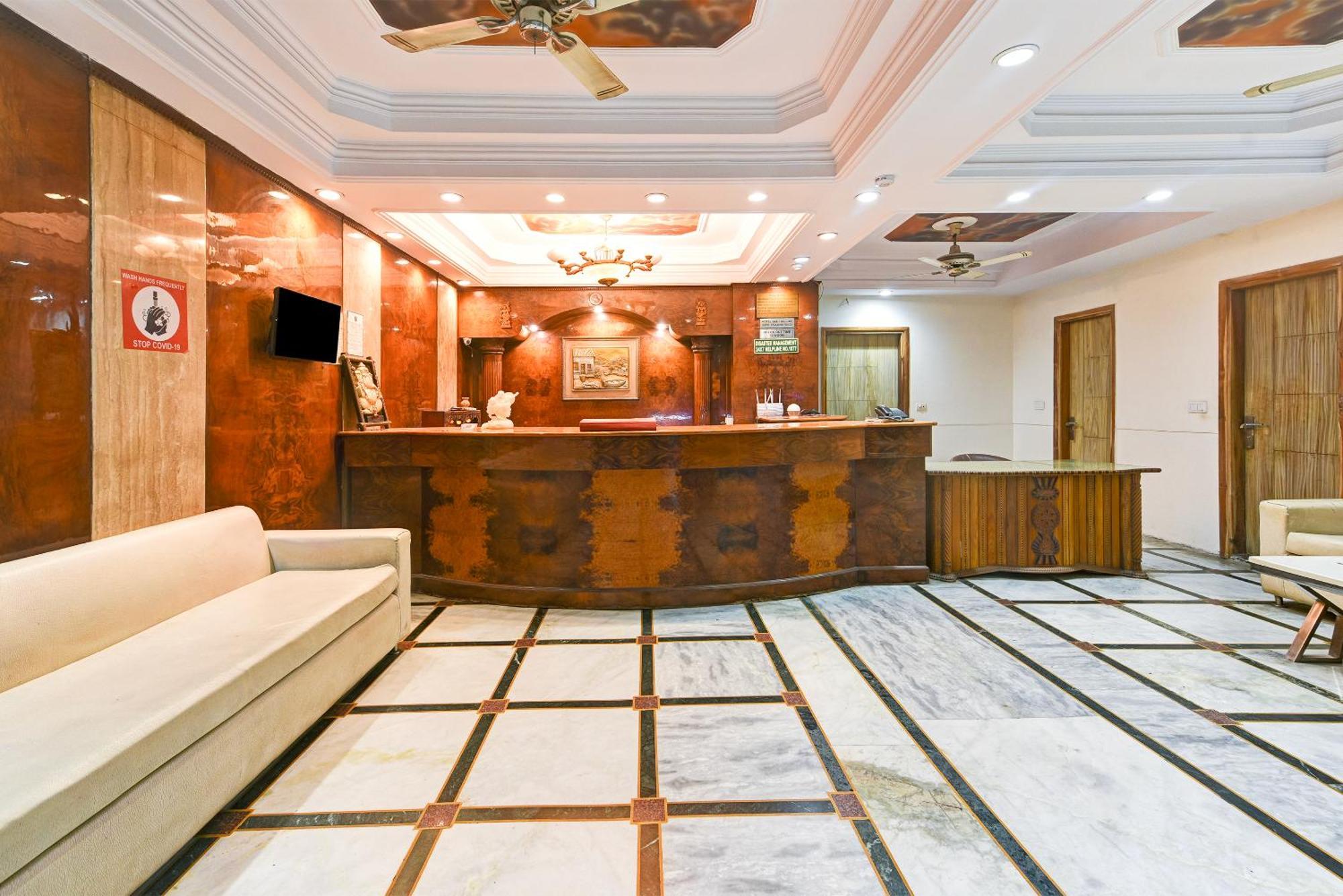 Hotel Geet Deluxe Neu-Delhi Exterior foto