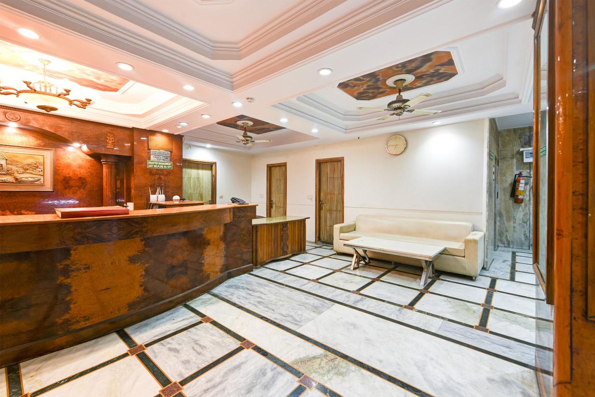 Hotel Geet Deluxe Neu-Delhi Exterior foto