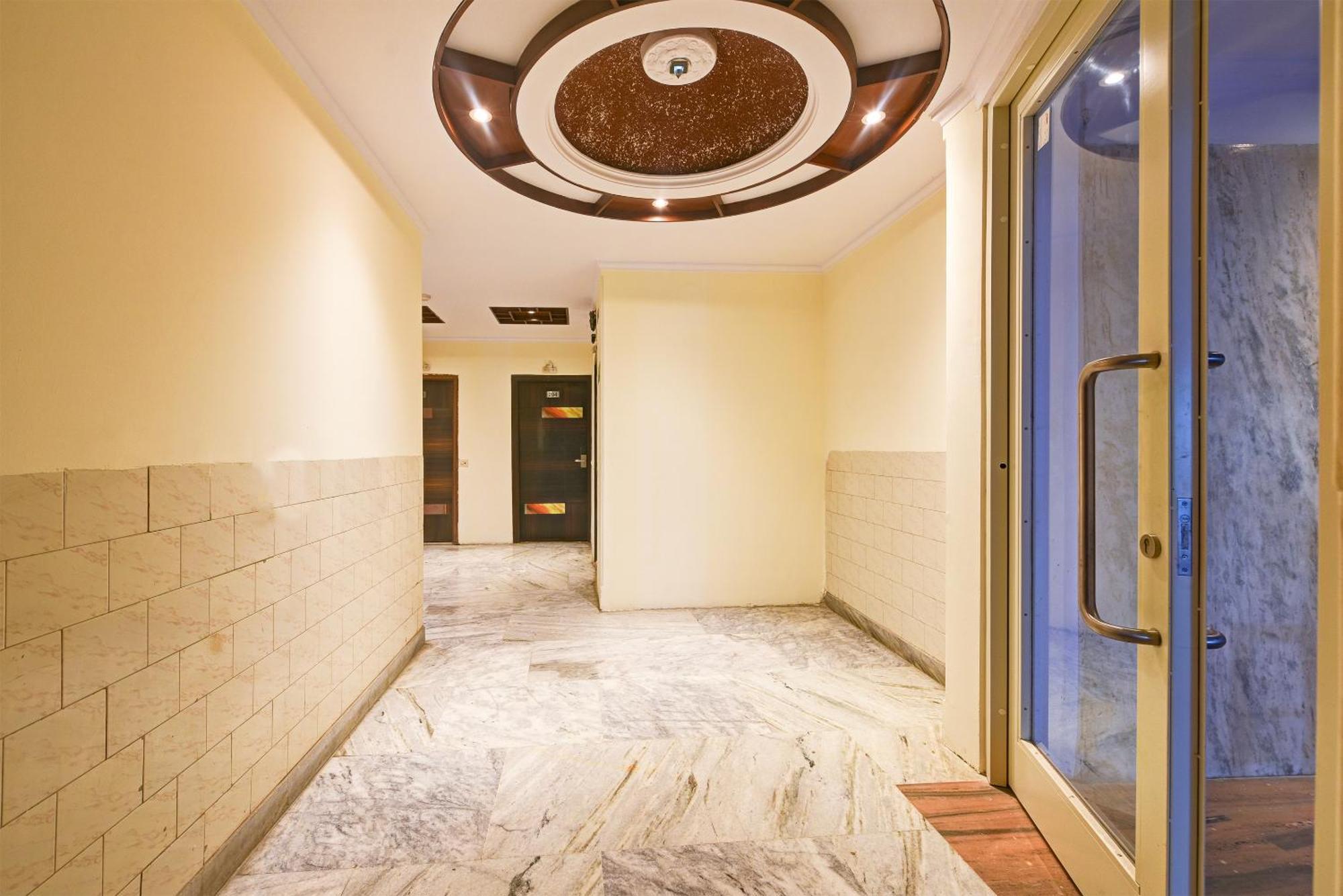 Hotel Geet Deluxe Neu-Delhi Exterior foto