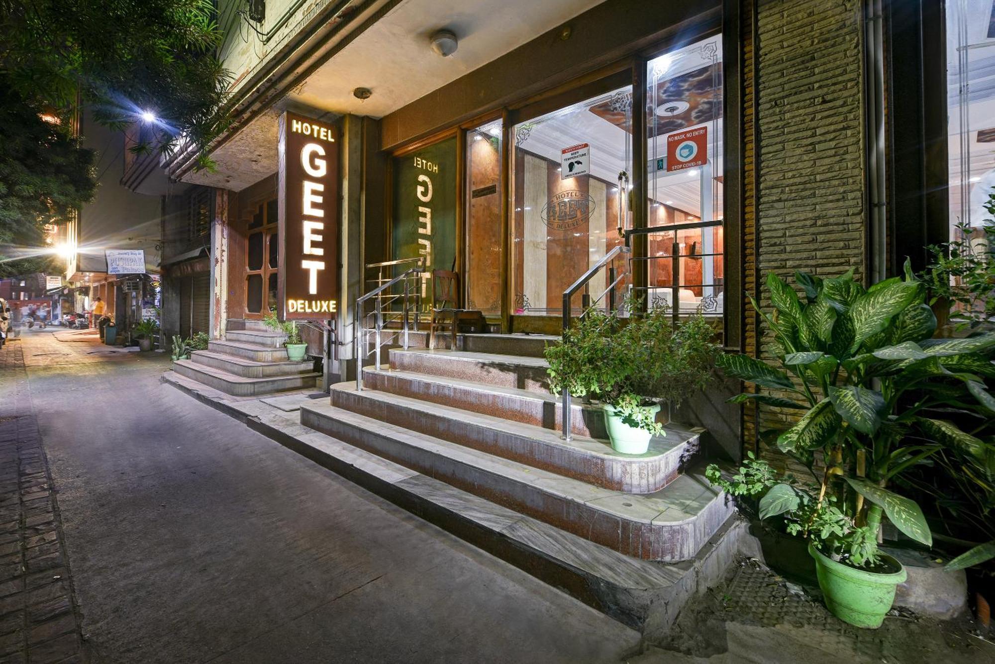 Hotel Geet Deluxe Neu-Delhi Exterior foto